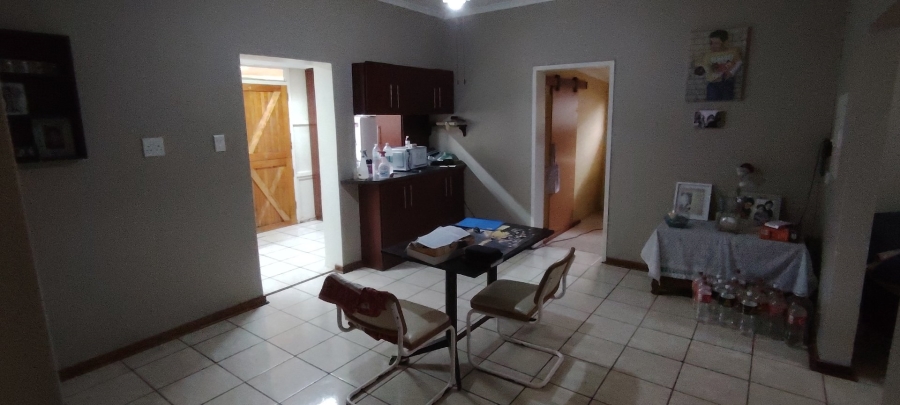 3 Bedroom Property for Sale in Roosheuwel North West